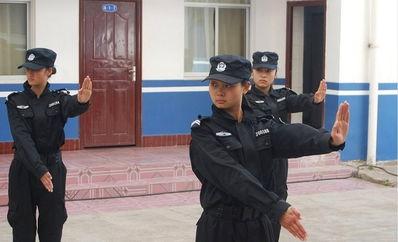 警花西昌吃瓜,揭秘警界生活点滴