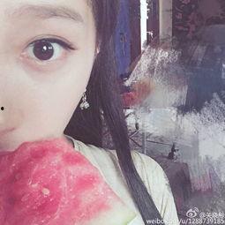 吃瓜本人自拍,吃瓜本人的魅力瞬间